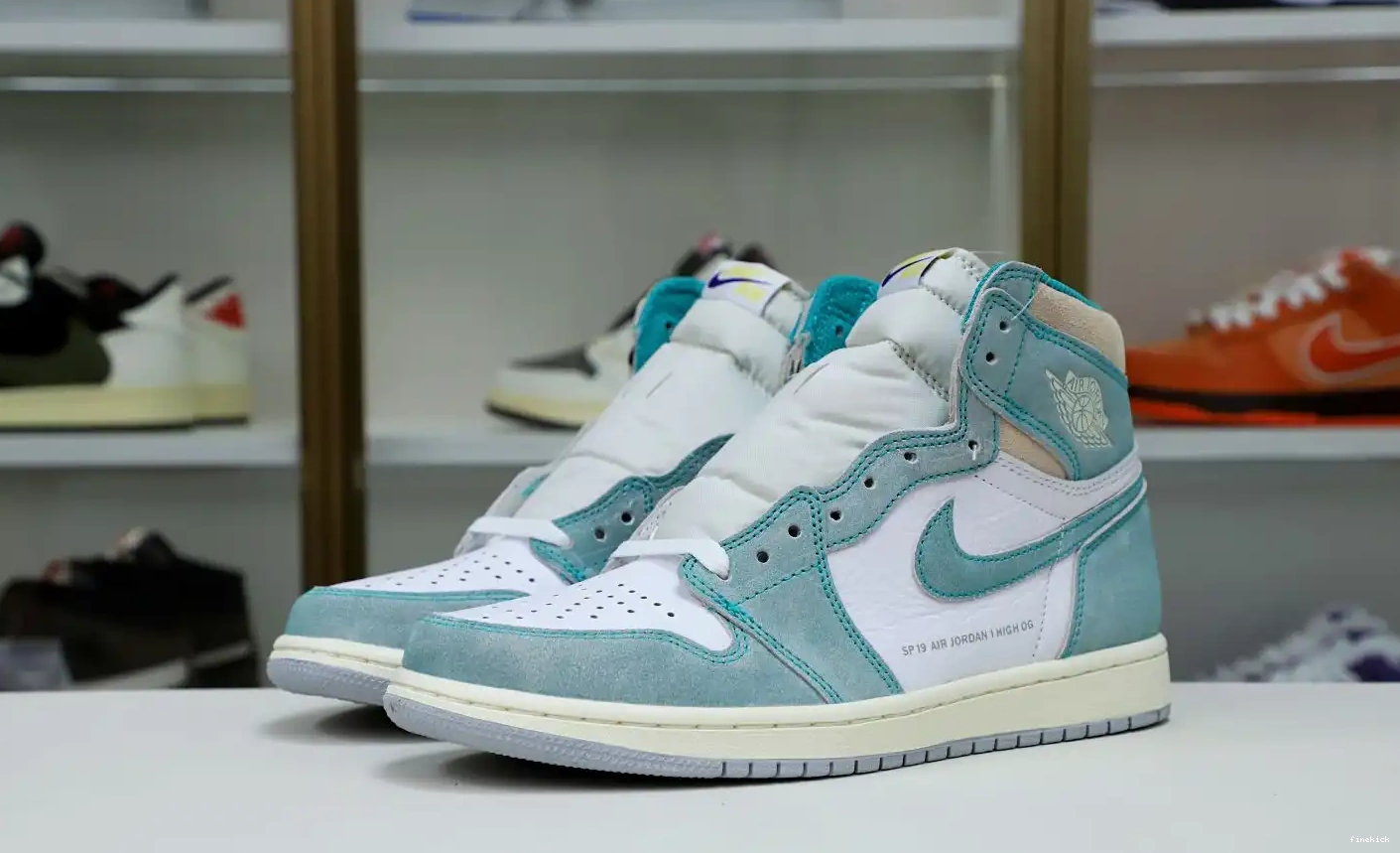 AIR JORDAN 1 HIGH 'TURBO GREEN' OG RETRO 0607